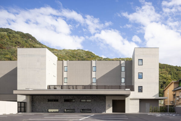 あらたし みなかみ